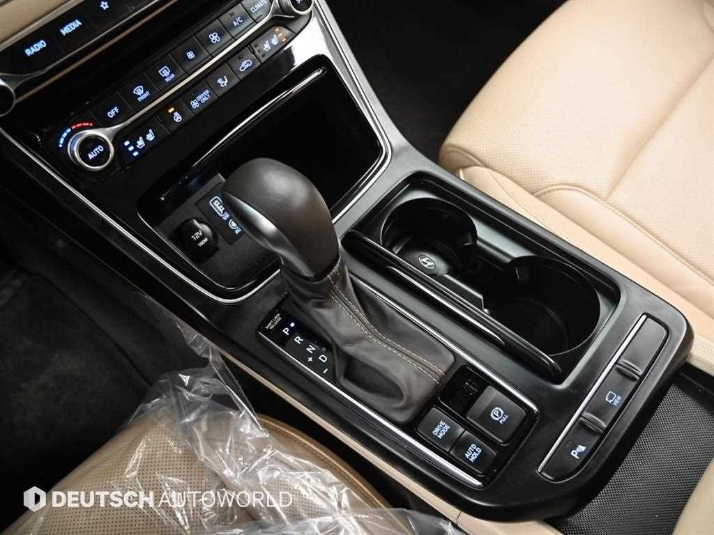 HYUNDAI Grandeur - Vista 9