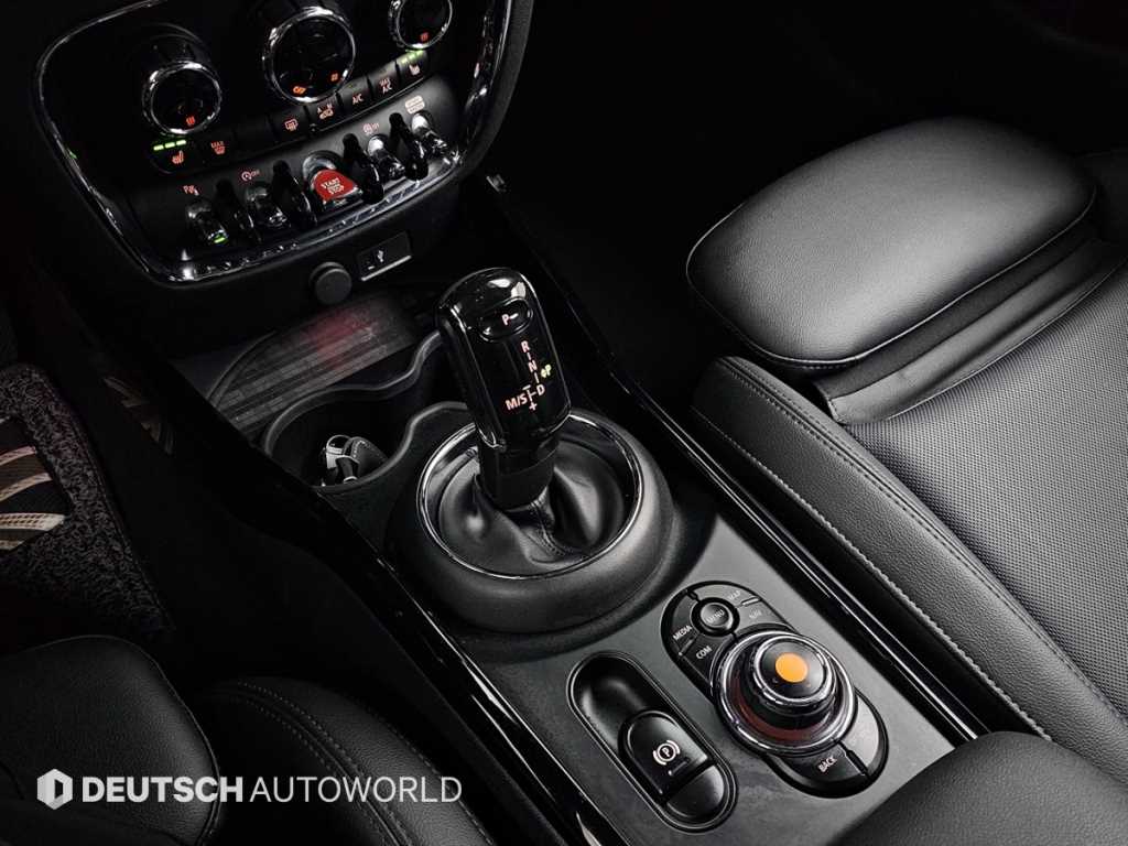 Mini Clubman - Vista 9