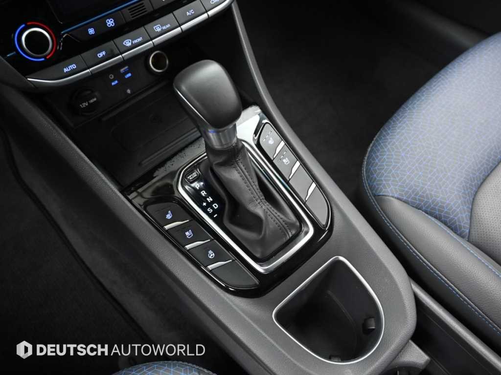 HYUNDAI Ioniq - Vista 7