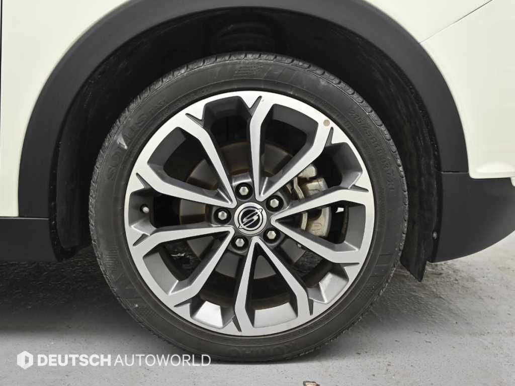 Ssangyong Tivoli - Vista 5