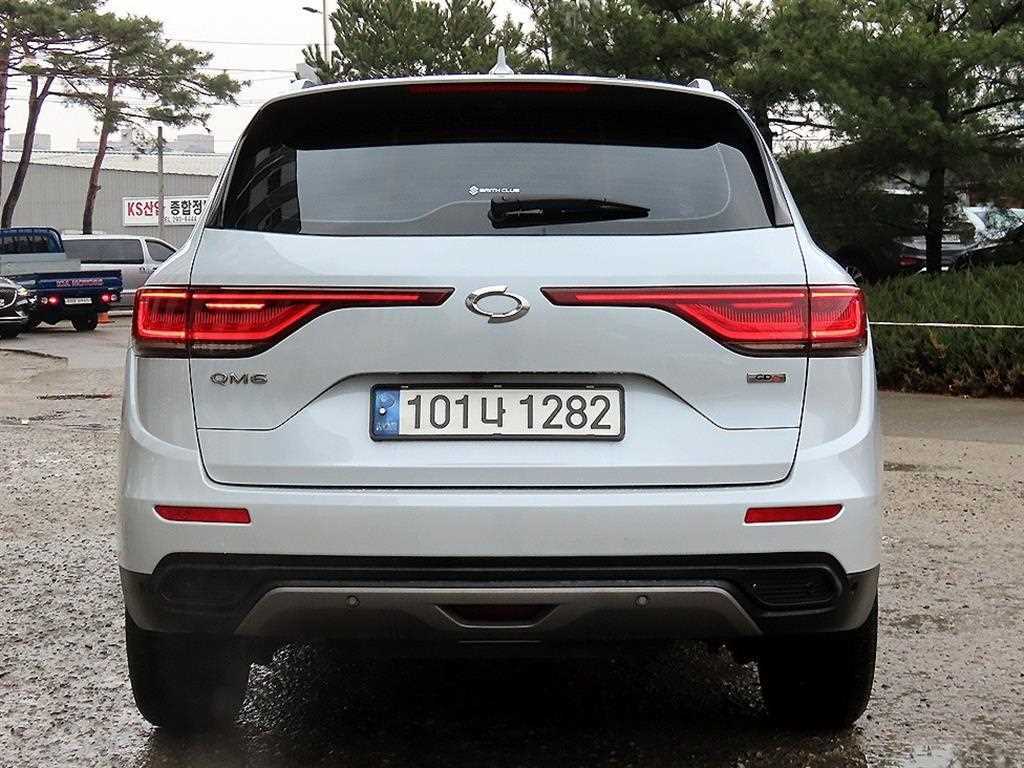 SAMSUNG QM6 - Vista 4