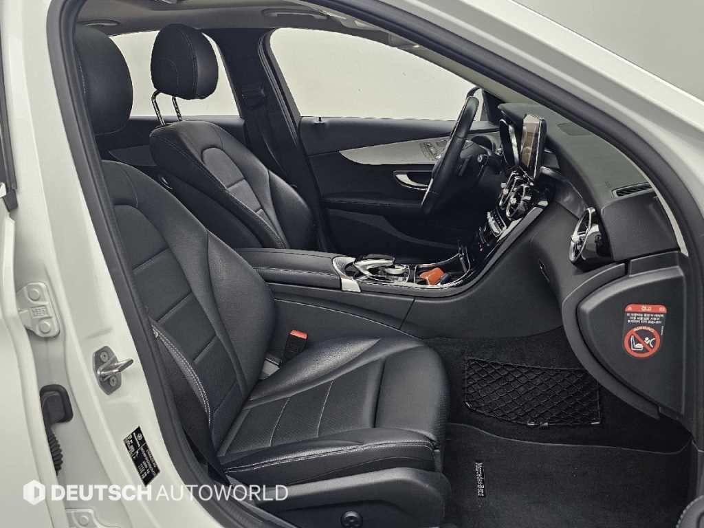 Mercedes Benz C Class - Vista 10