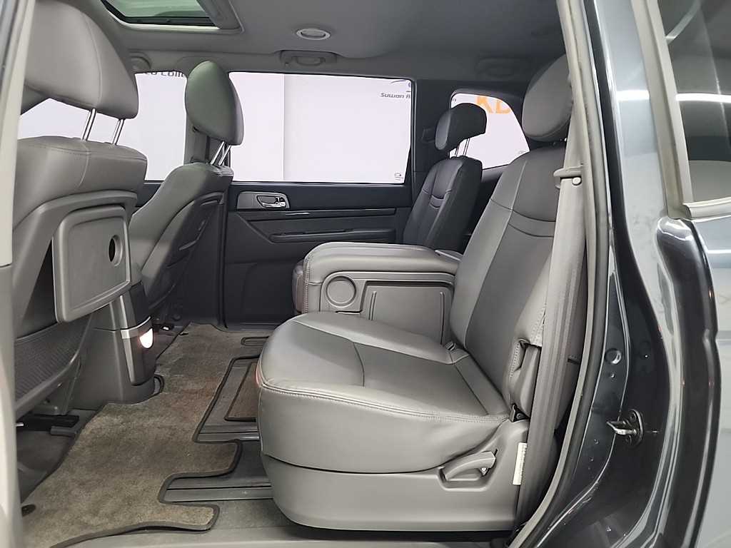 Ssangyong Korando - Vista 12