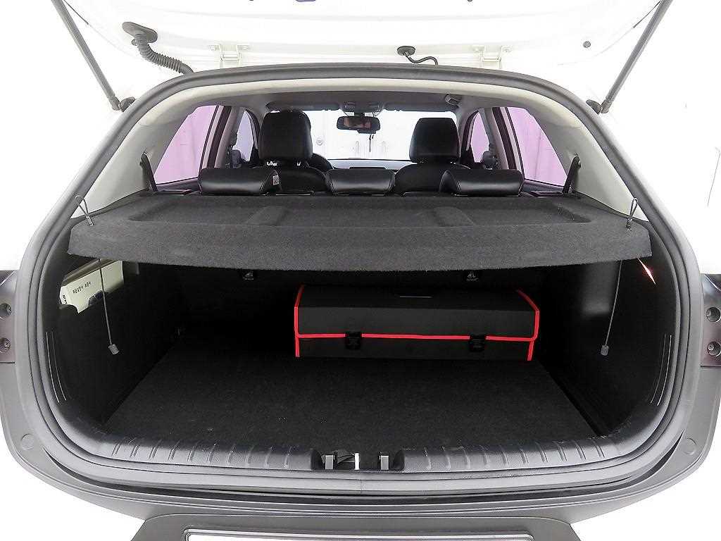 KIA Stonic - Vista 5