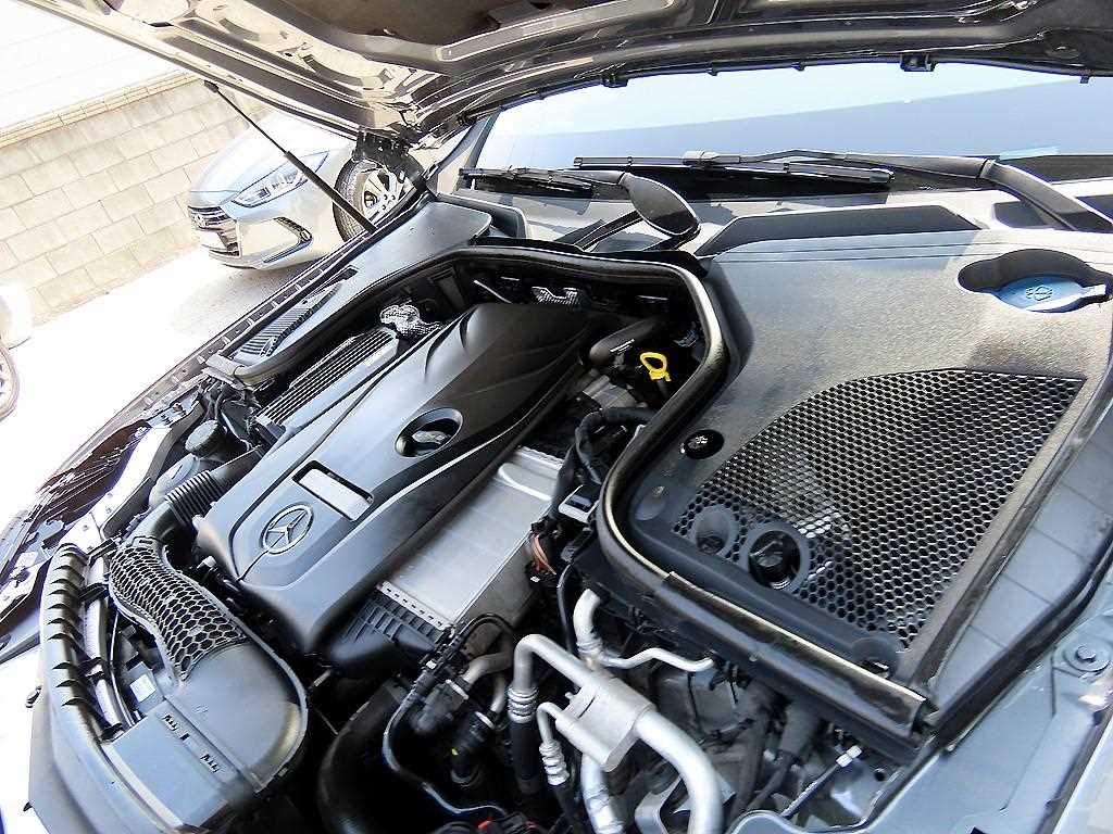 Mercedes Benz E class 2017 Gris - Importación desde Corea - HF Imports Iquique - Foto 19