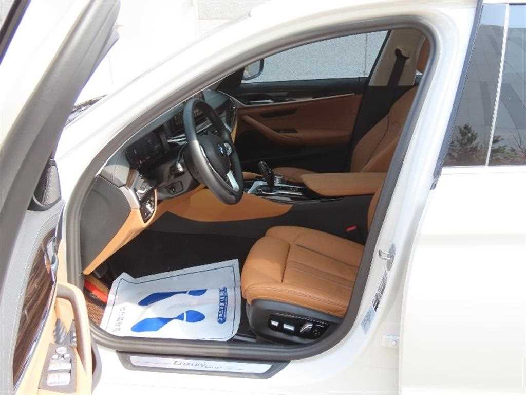 BMW 5 Series 2023 - Importación desde Corea - HF Imports Iquique - Foto 13