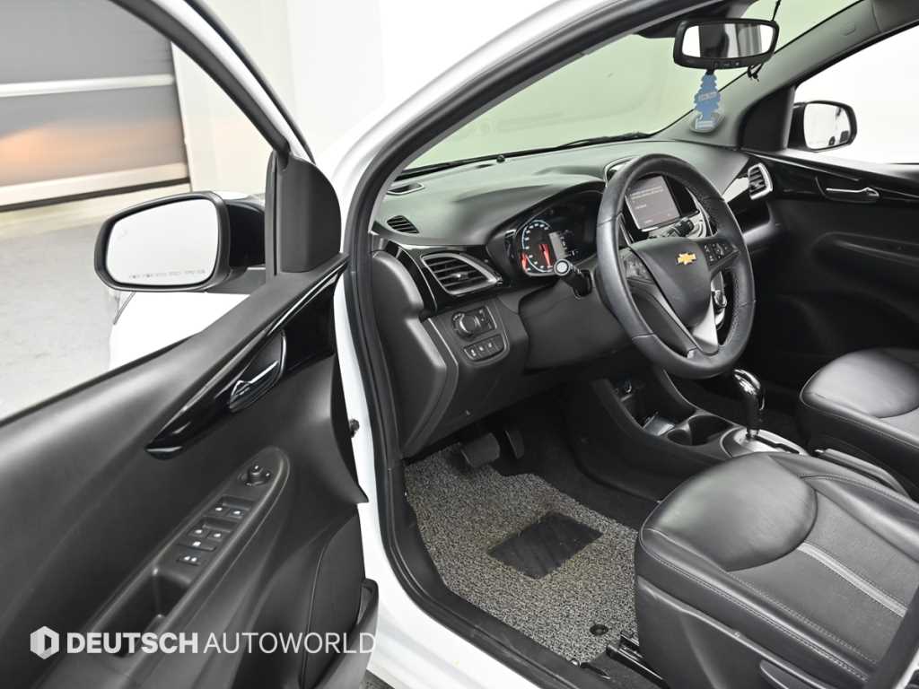 Chevrolet Spark - Vista 11