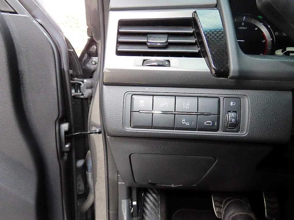 Ssangyong Rexton - Vista 12