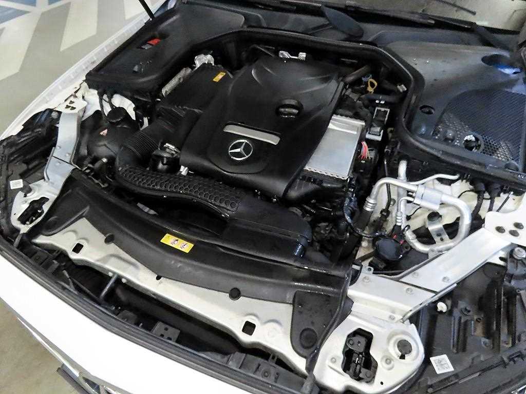 Mercedes Benz E class 2018 Blanco - Importación desde Corea - HF Imports Iquique - Foto 19