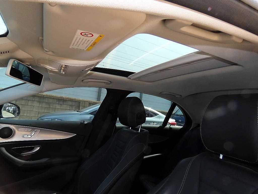 Mercedes Benz E class 2017 Gris - Importación desde Corea - HF Imports Iquique - Foto 17