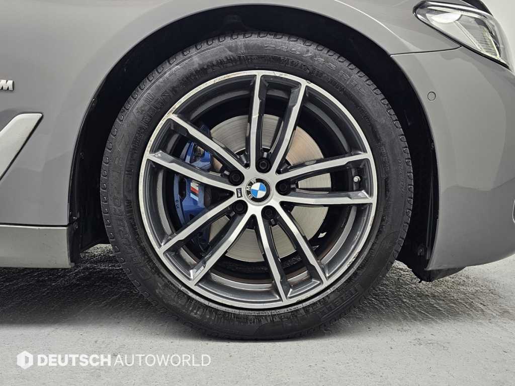 BMW 5 Series - Vista 6