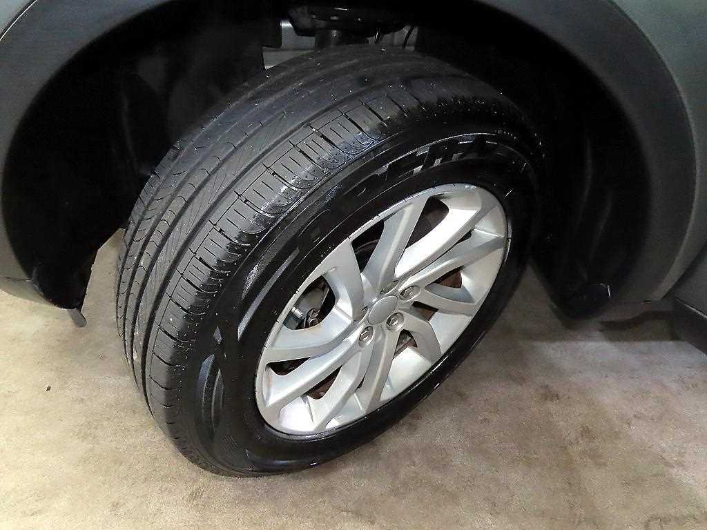 Land Rover Discovery Sports 2018 Plateado - Importación desde Corea - HF Imports Iquique - Foto 20