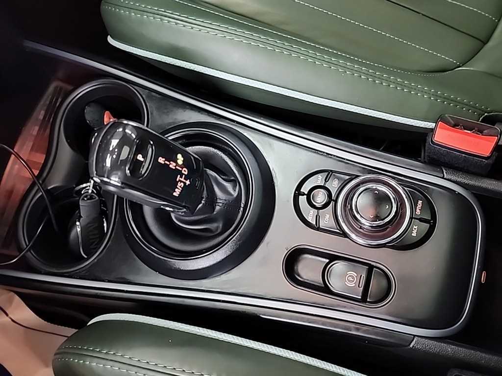 Mini Countryman - Vista 8