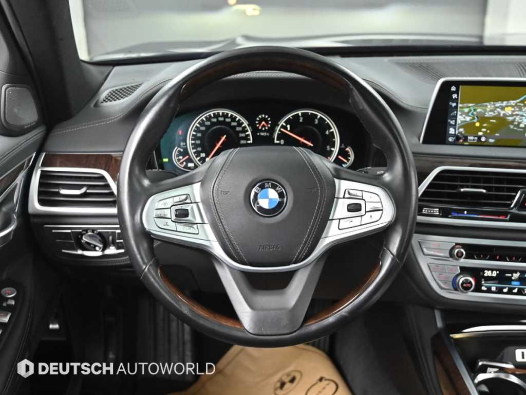 BMW 7 Series 2016 Negro - Importación desde Corea - HF Imports Iquique - Foto 13