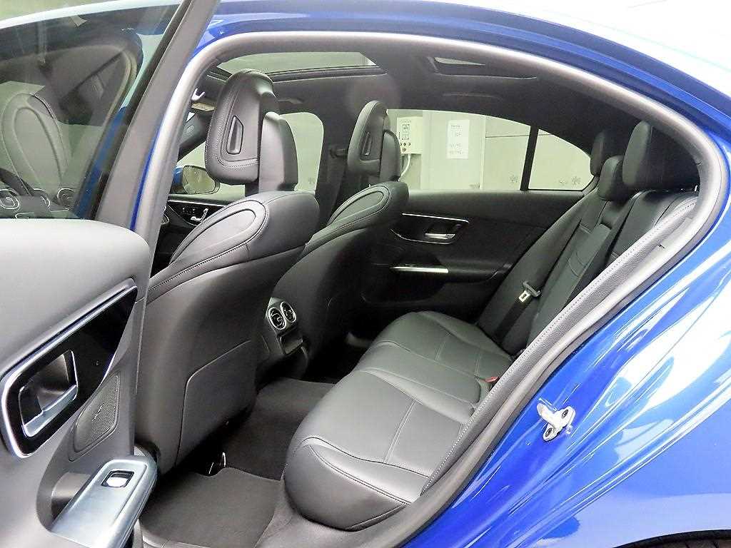 Mercedes Benz C Class - Vista 6