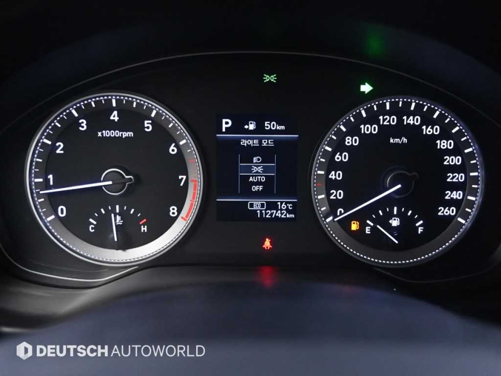 HYUNDAI Grandeur - Vista 8