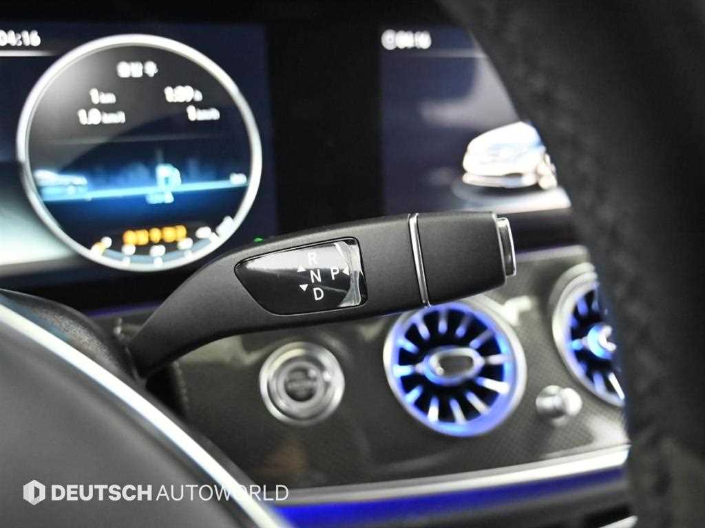 Mercedes Benz E class - Vista 9