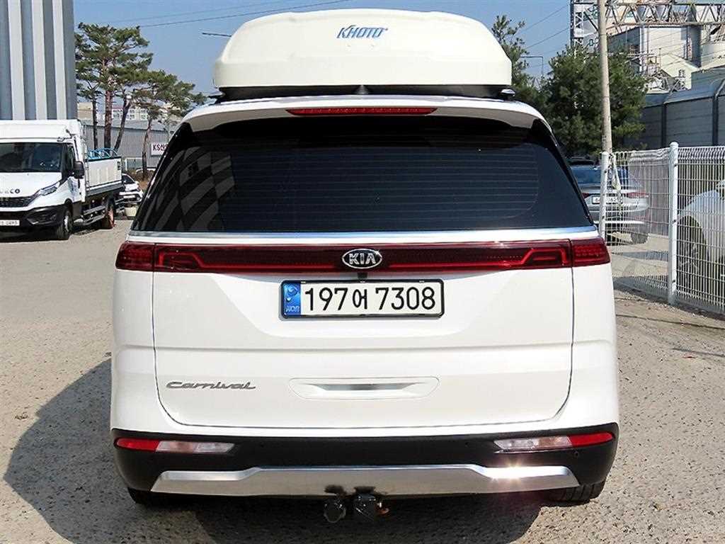 KIA Carnival - Vista 4