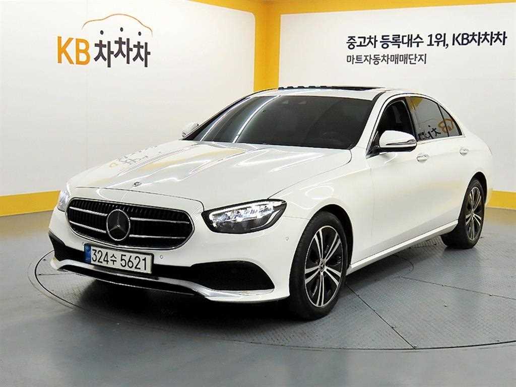 Mercedes Benz E class - Vista 2