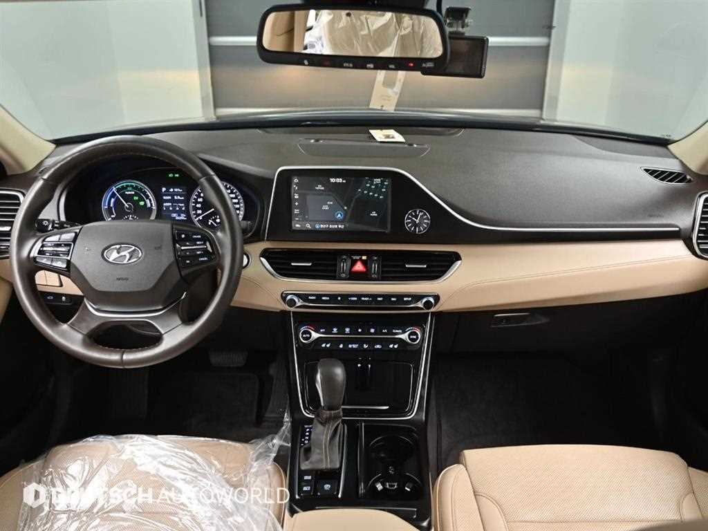 HYUNDAI Grandeur - Vista 7