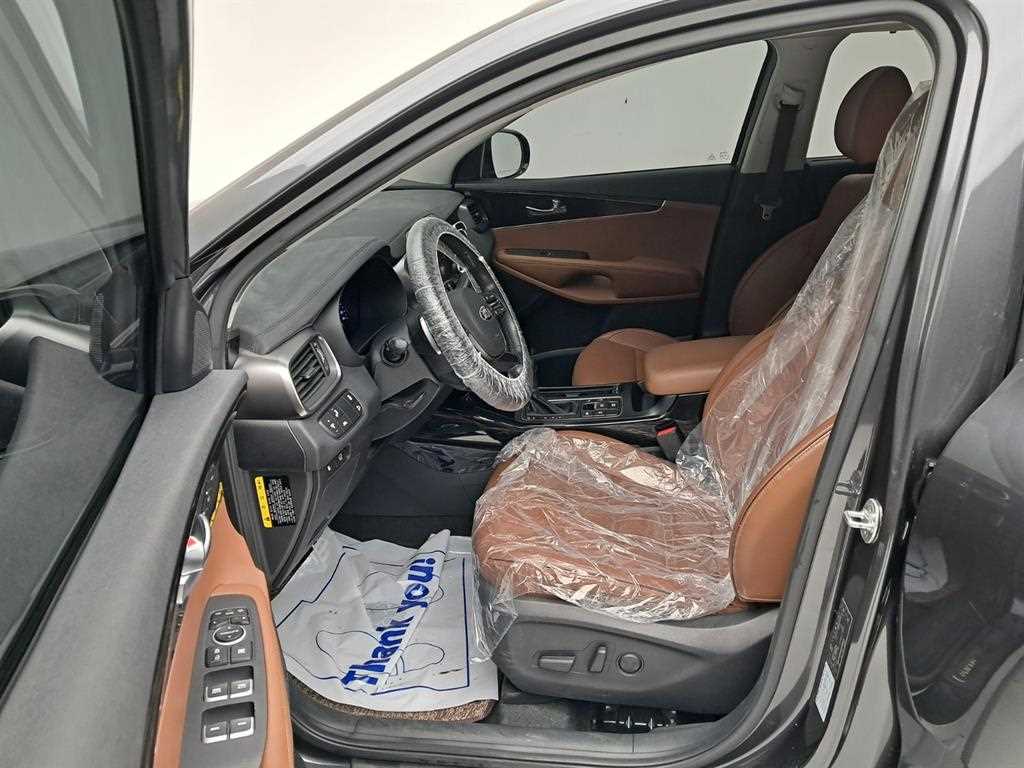 KIA Sorento - Vista 11