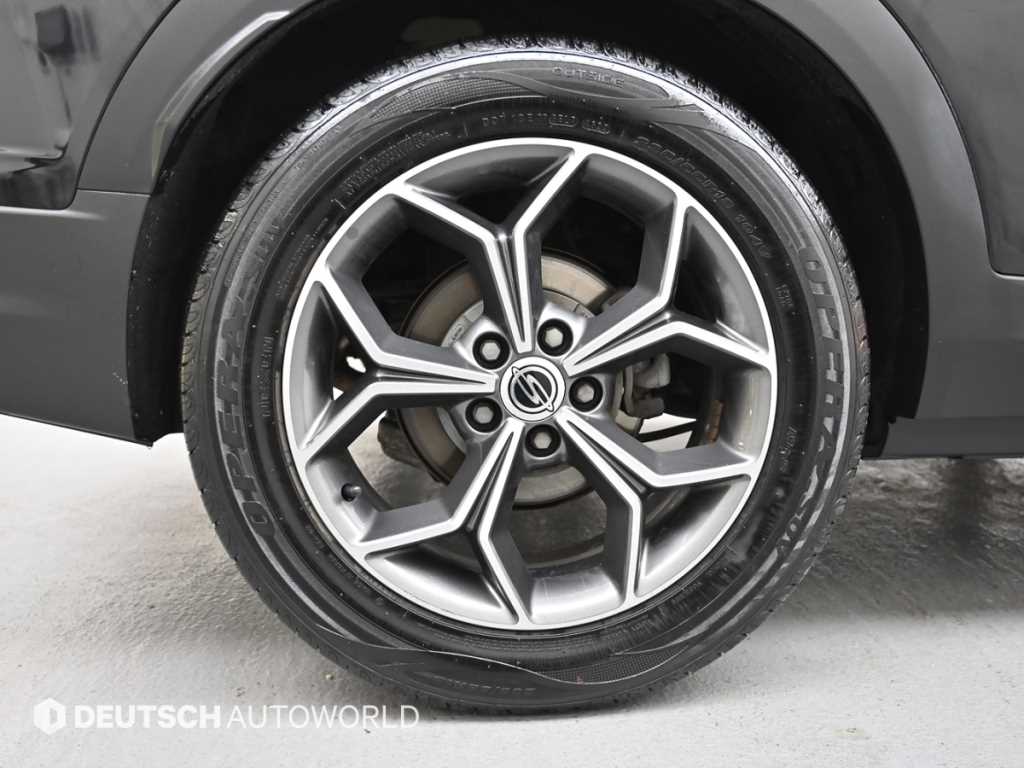 Ssangyong Korando - Vista 5