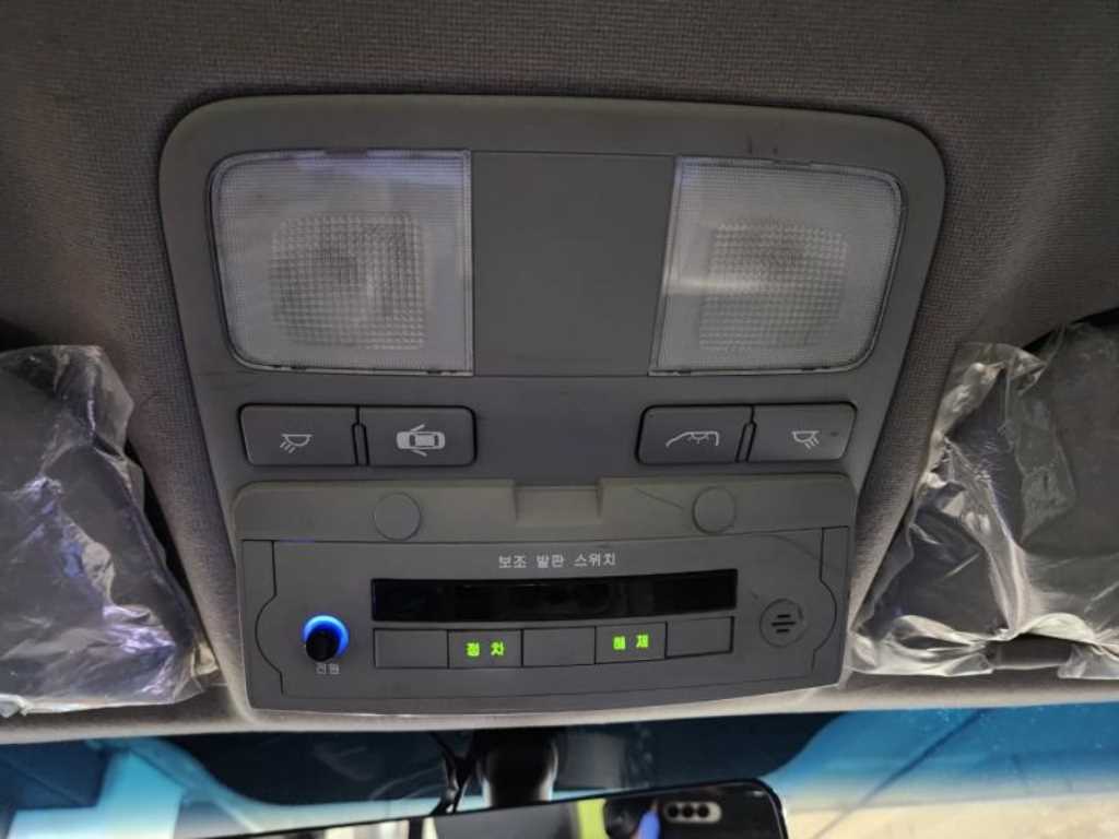 HYUNDAI Starex 2019 Amarillo - Importación desde Corea - HF Imports Iquique - Foto 15