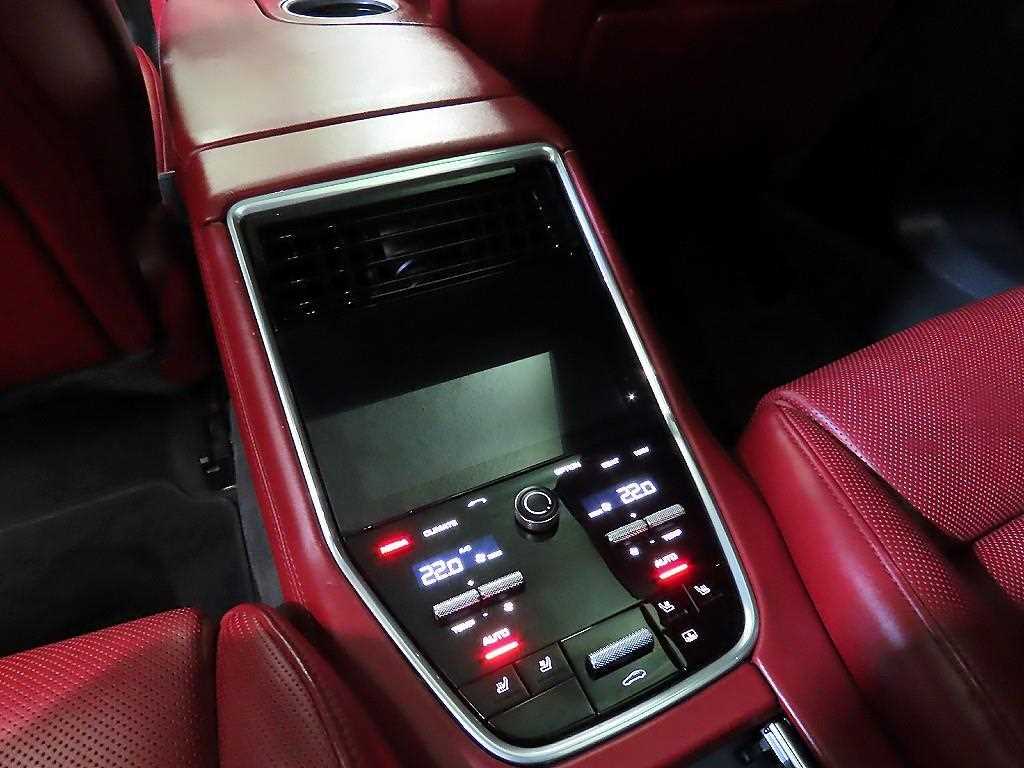 Porsche Panamera 2019 Negro - Importación desde Corea - HF Imports Iquique - Foto 15