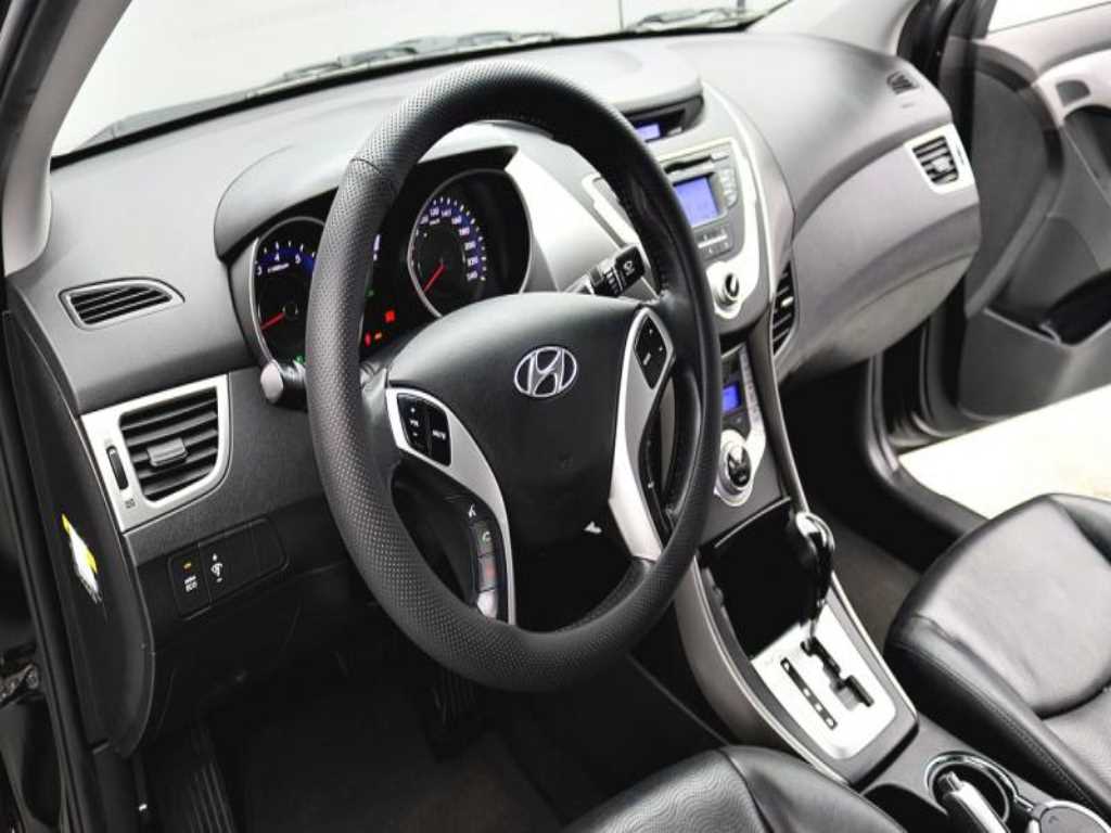 HYUNDAI Avante 2012 - Importación desde Corea - HF Imports Iquique - Foto 17