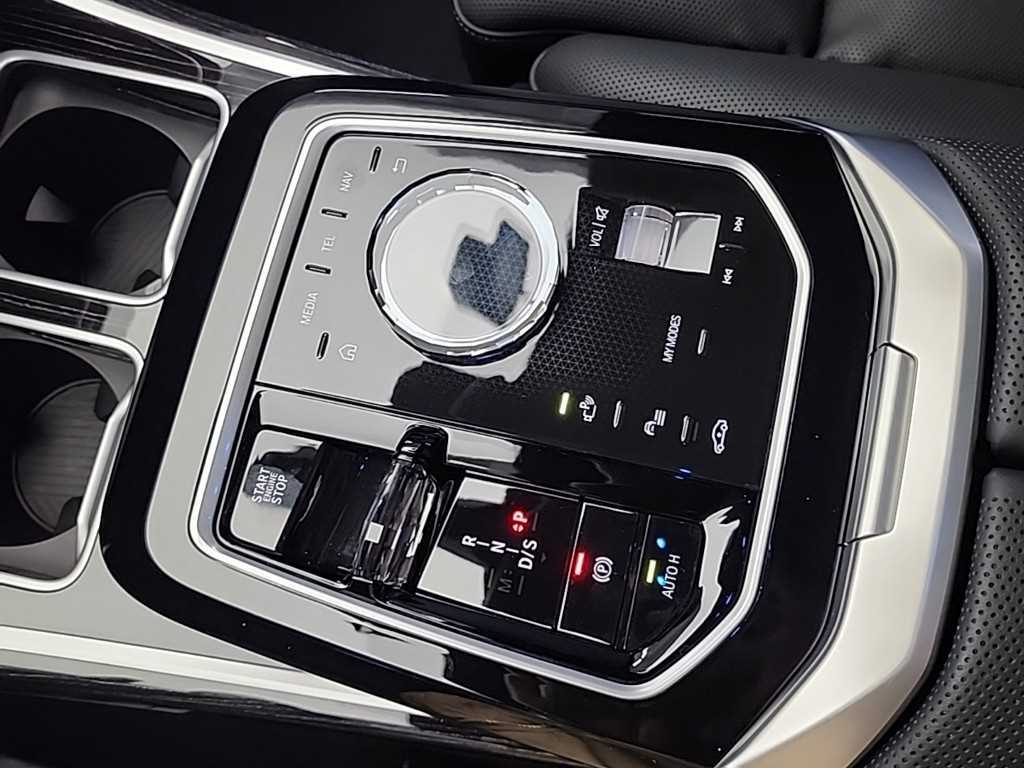 BMW 7 Series - Vista 8