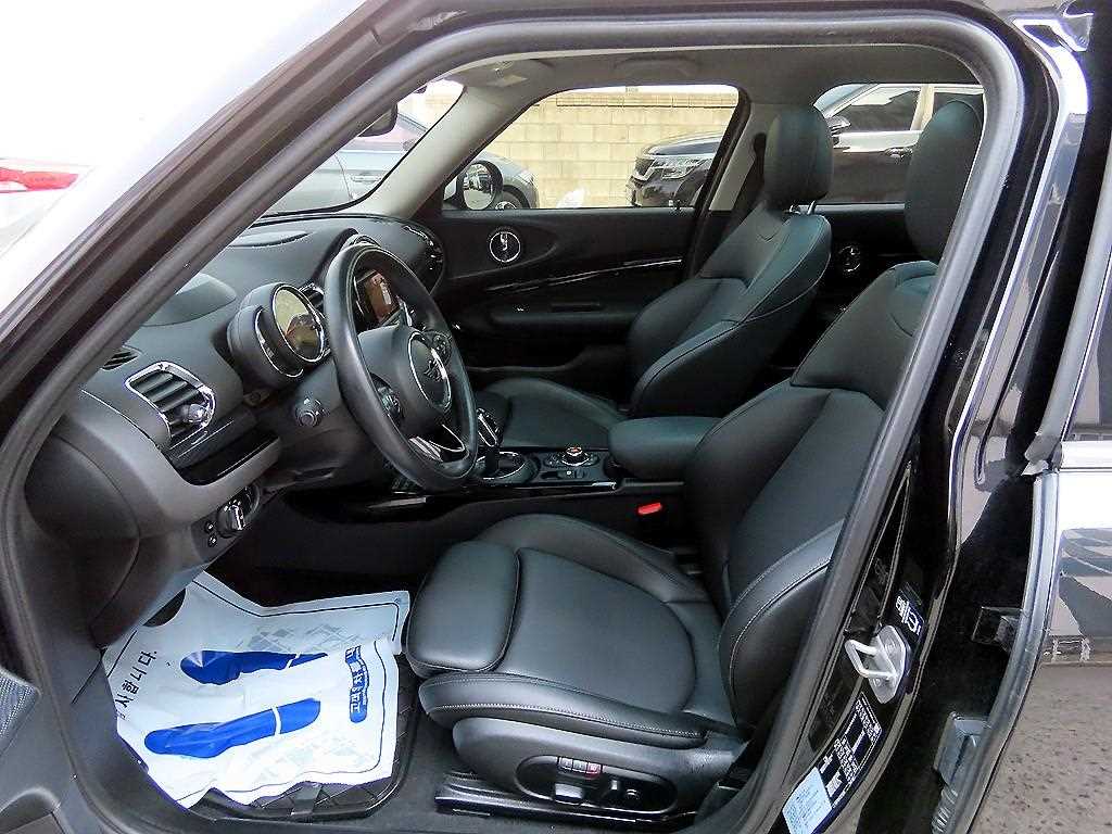 Mini Clubman - Vista 5