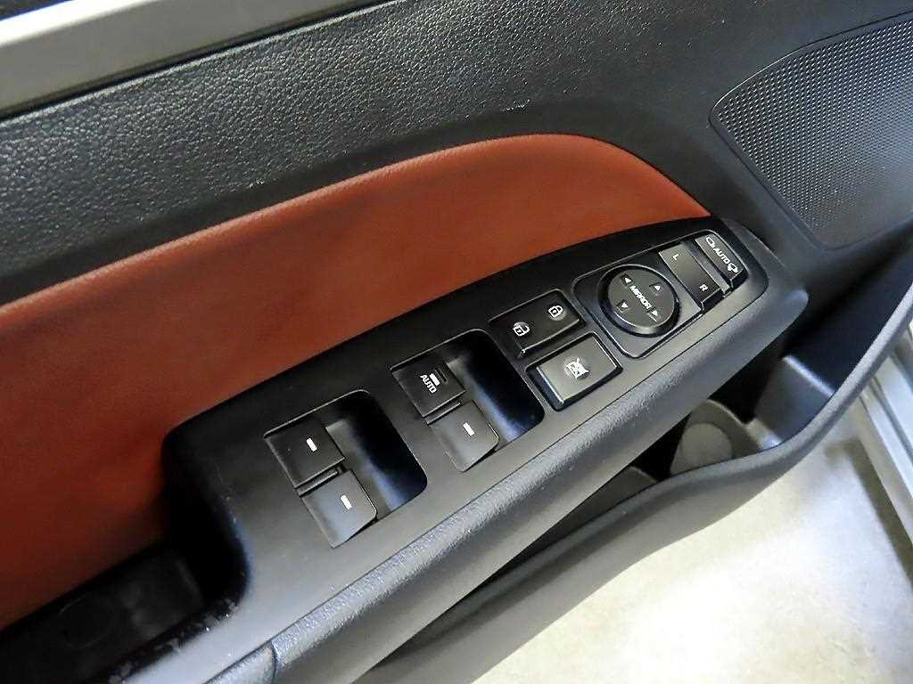 HYUNDAI Avante 2016 Gris - Importación desde Corea - HF Imports Iquique - Foto 18