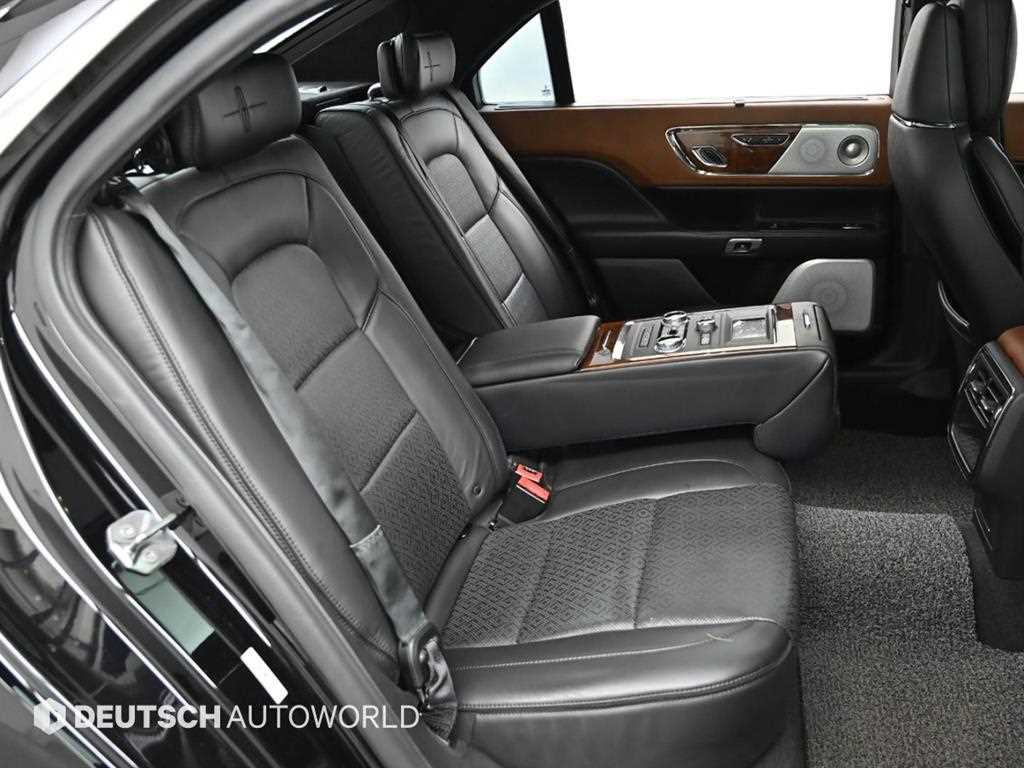 Lincoln Continental - Vista 12