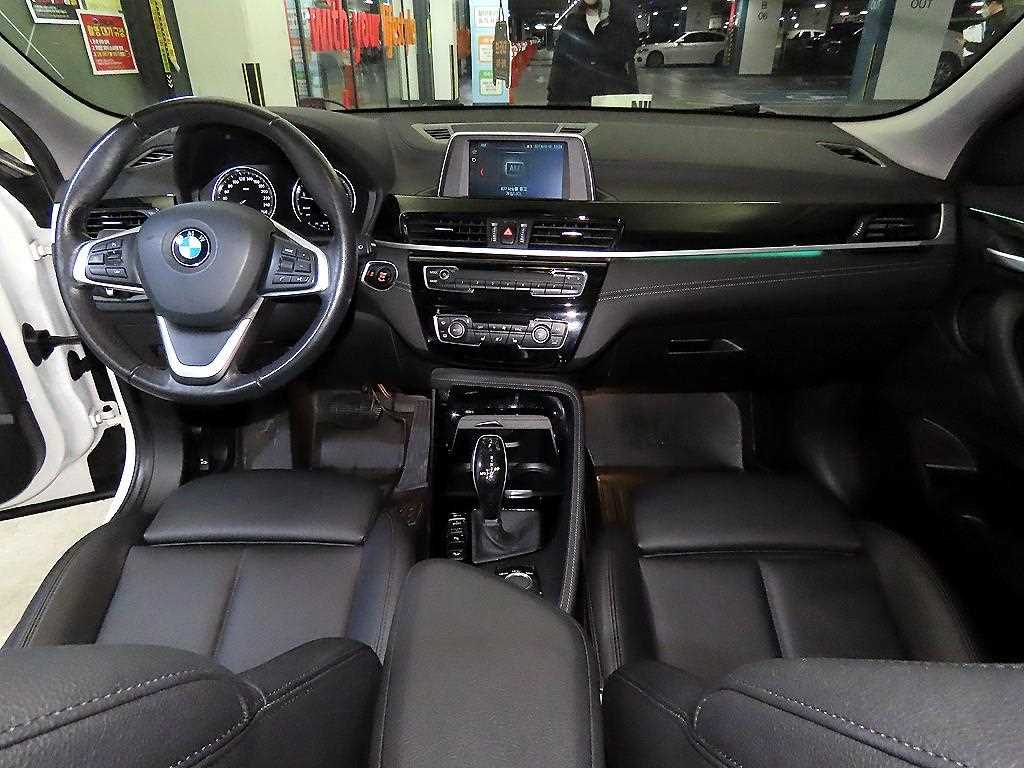 BMW X2 - Vista 10