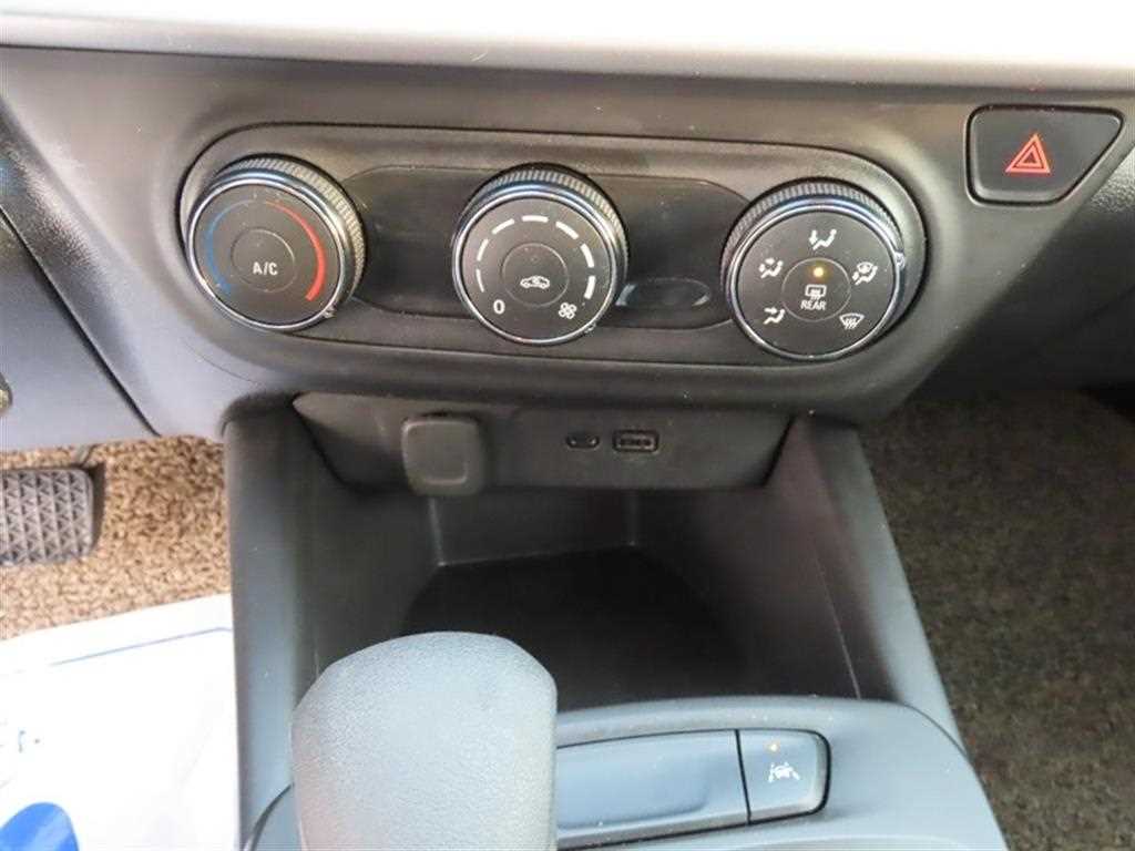 Chevrolet Trax 2024 Blanco - Importación desde Corea - HF Imports Iquique - Foto 15