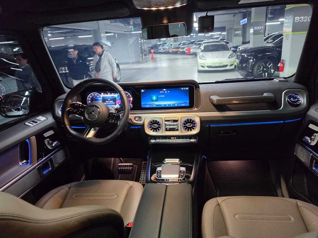 Mercedes Benz G Class (G Wagen) - Vista 11