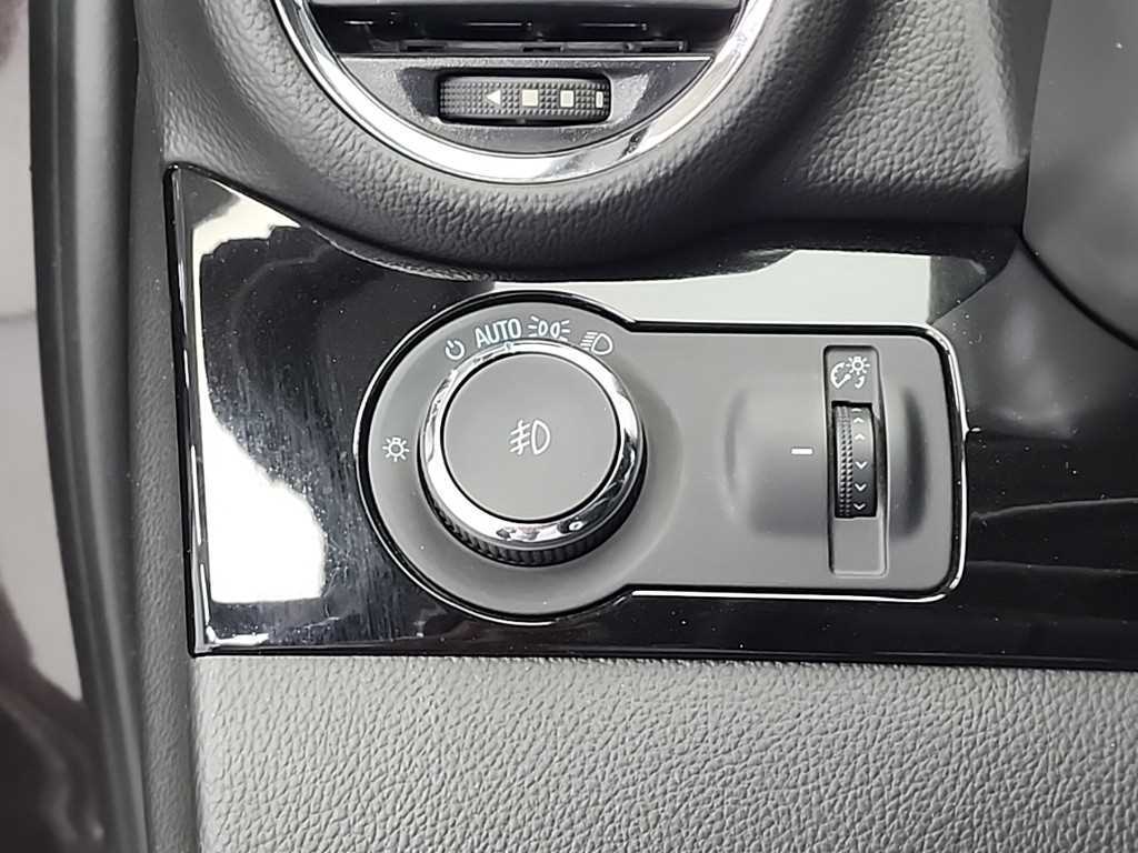 Chevrolet Orlando 2017 Café - Importación desde Corea - HF Imports Iquique - Foto 18