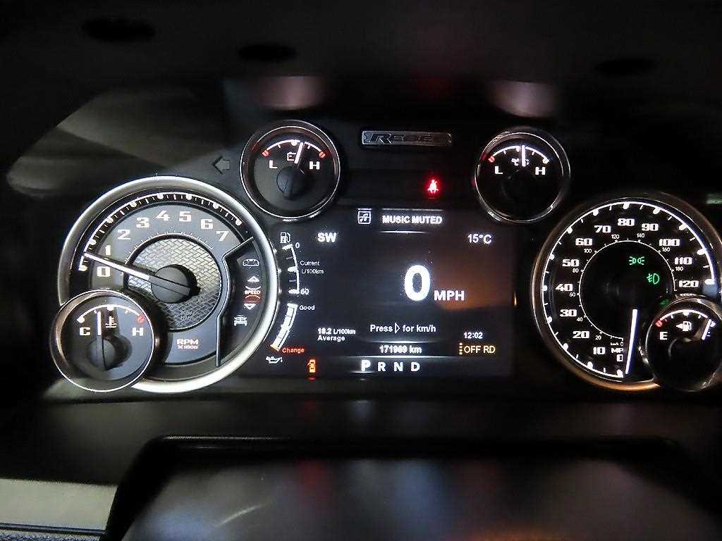 DODGE Rampic Up - Vista 9