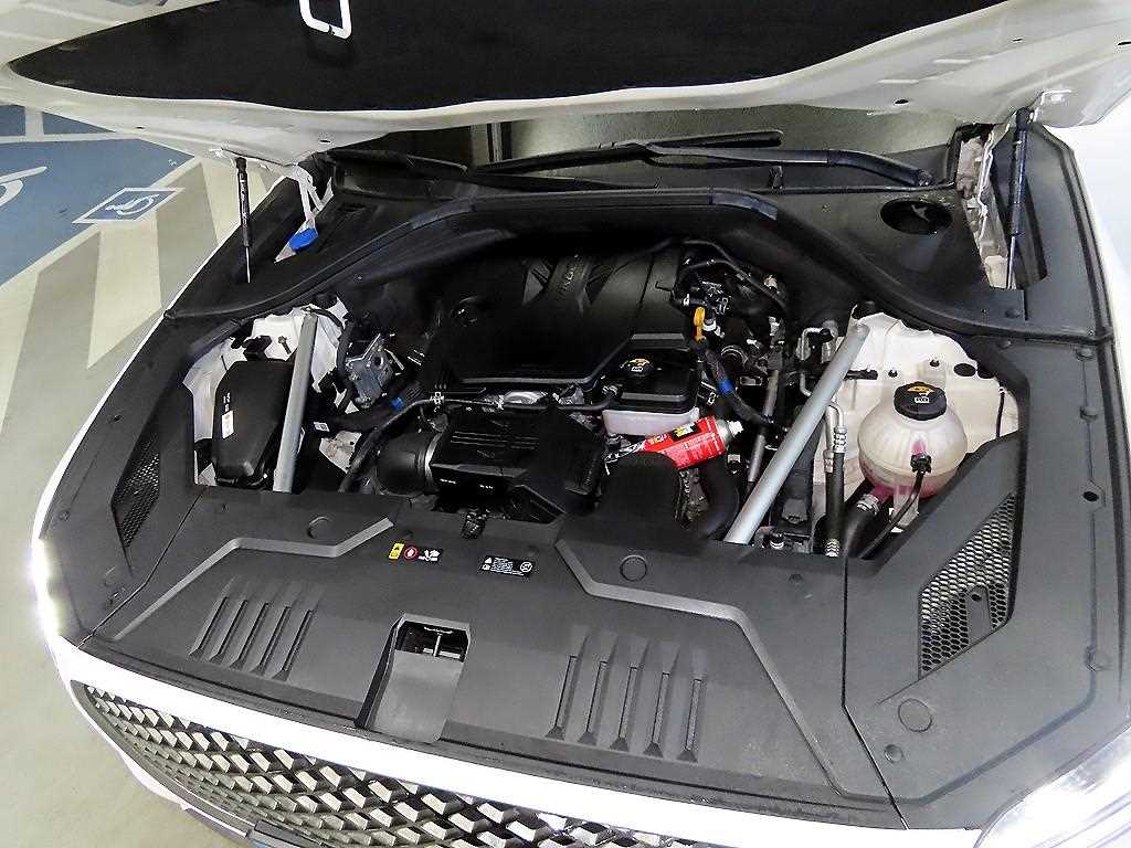 Genesis GV70 2023 Blanco - Importación desde Corea - HF Imports Iquique - Foto 19