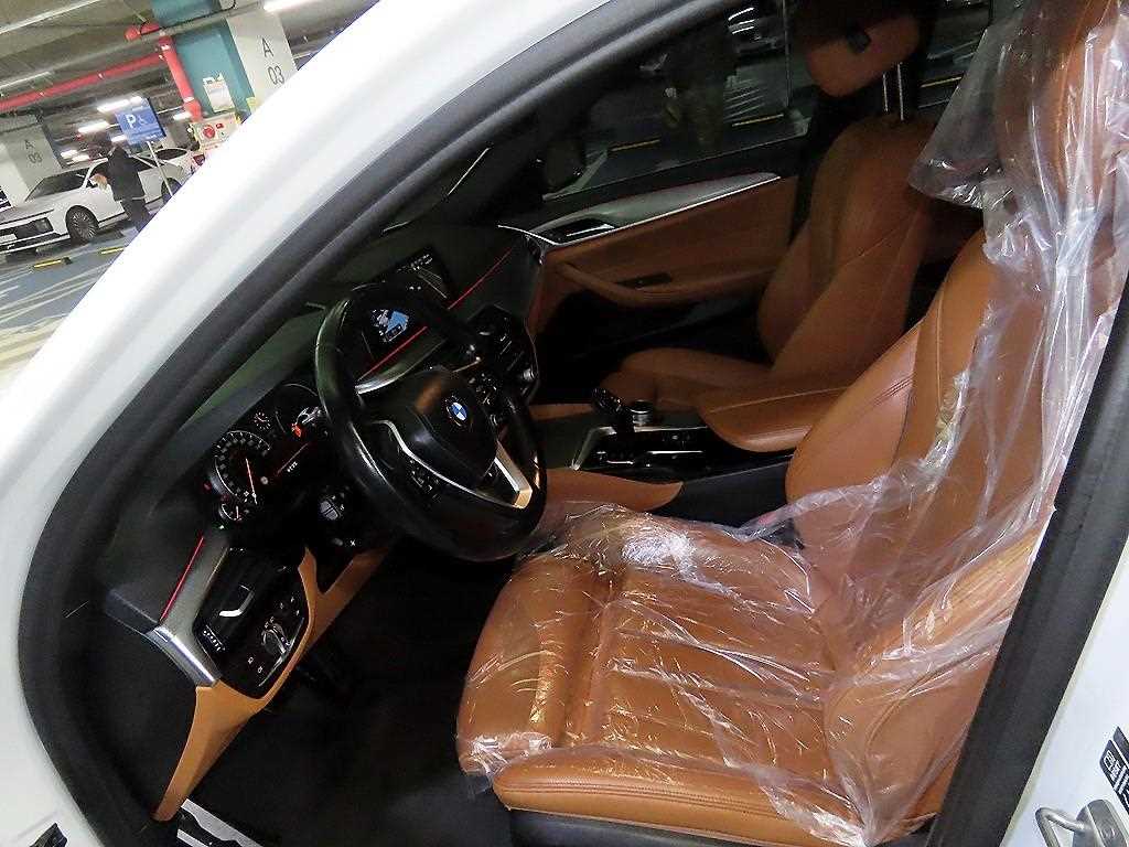 BMW 5 Series - Vista 7