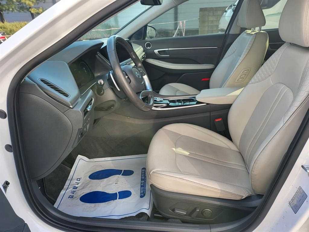 HYUNDAI Sonata - Vista 5