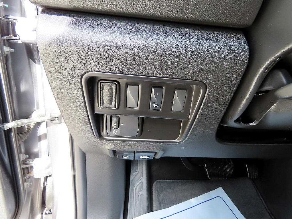 SAMSUNG QM6 - Vista 12