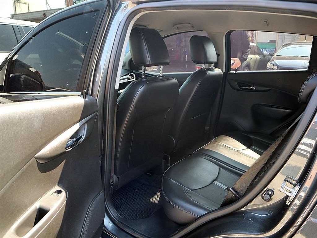 Chevrolet Spark - Vista 7