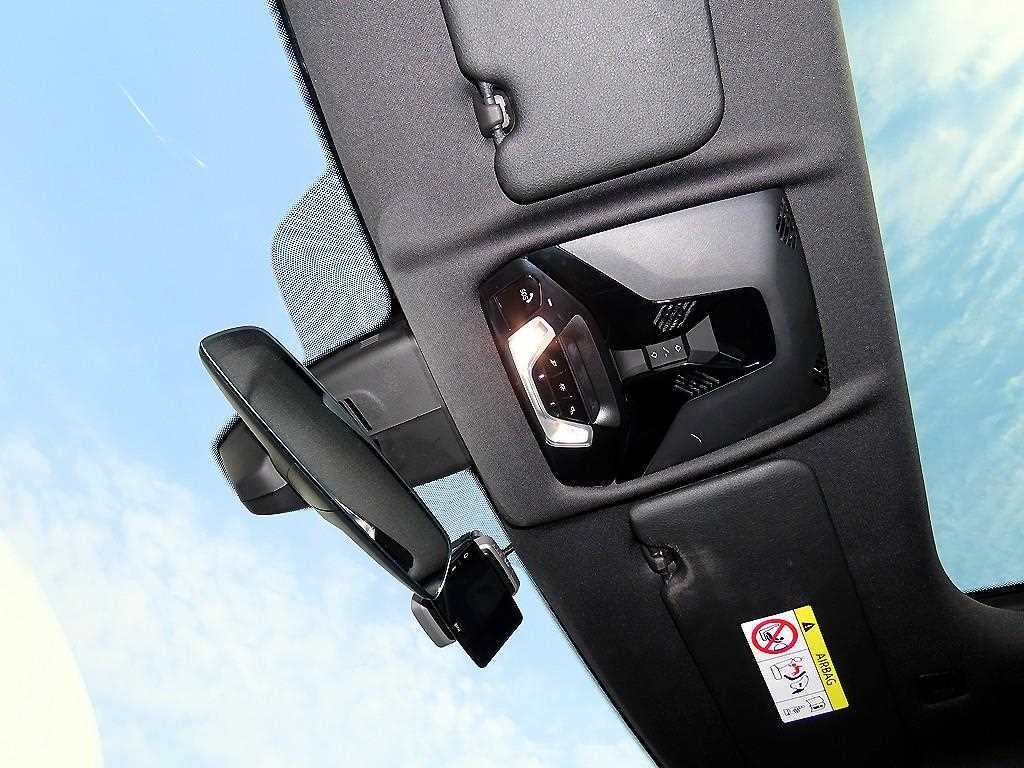 BMW 2 series 2023 Blanco - Importación desde Corea - HF Imports Iquique - Foto 16