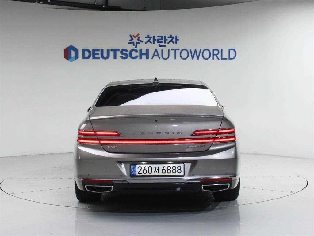 Genesis G90 - Vista 4