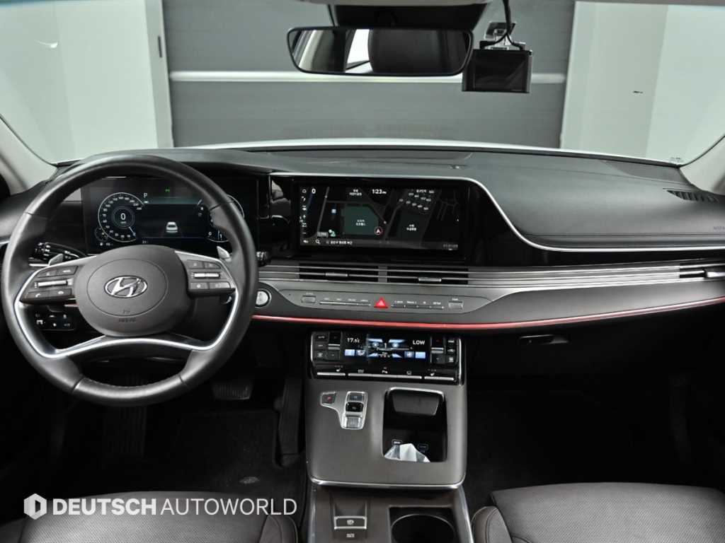 HYUNDAI Grandeur - Vista 7