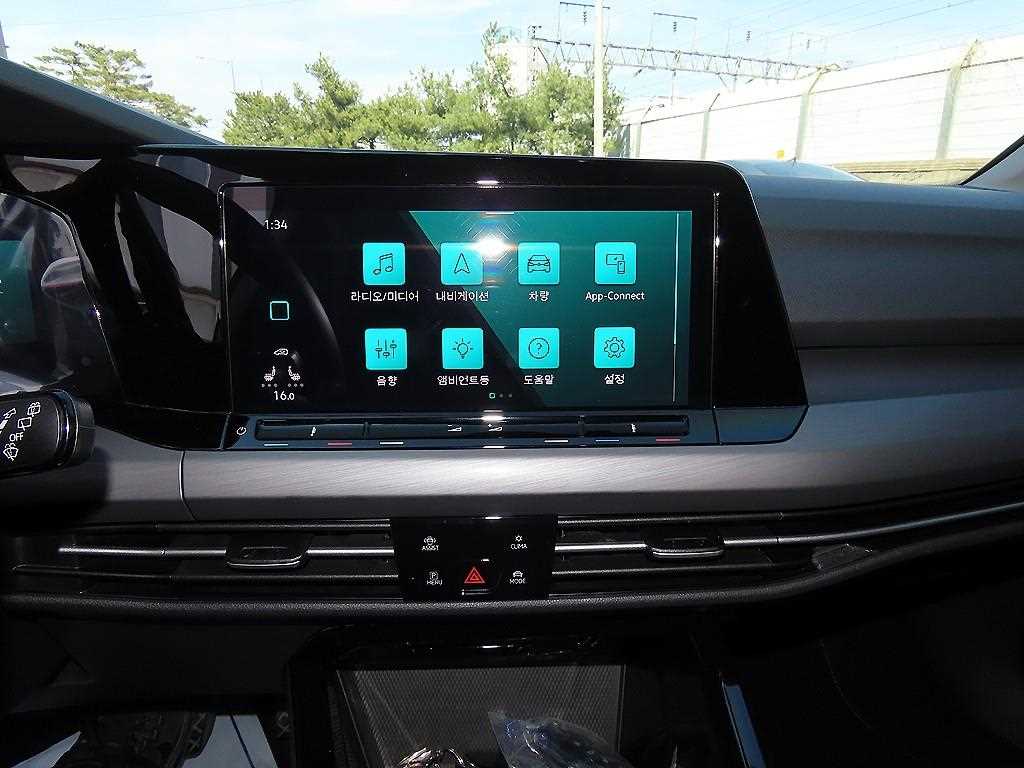 Volkswagen Golf 2024 Blanco - Importación desde Corea - HF Imports Iquique - Foto 13