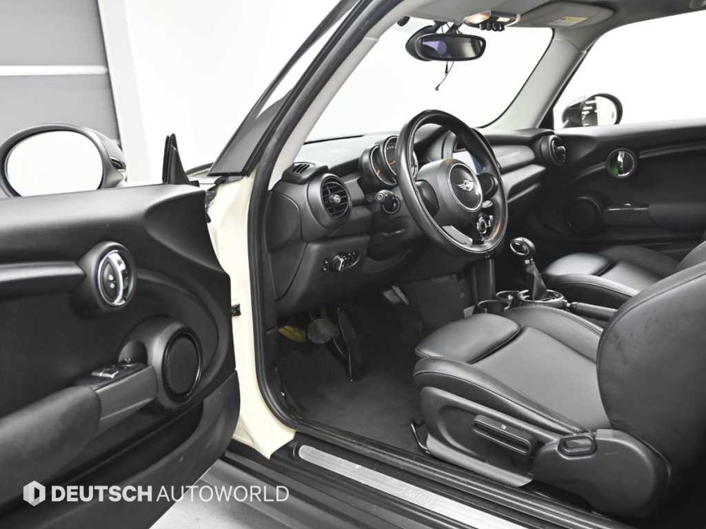 Mini Cooper - Vista 11