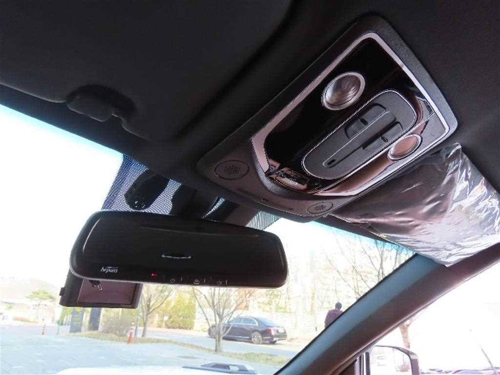 Ssangyong Torres - Vista 9