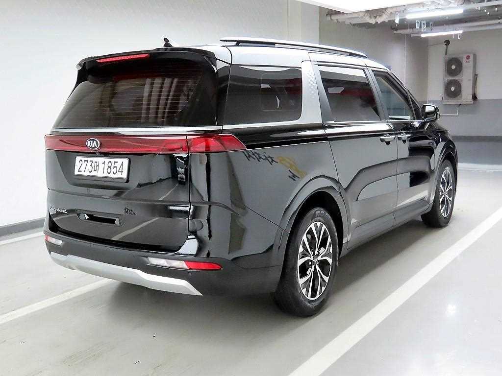KIA Carnival - Vista 4